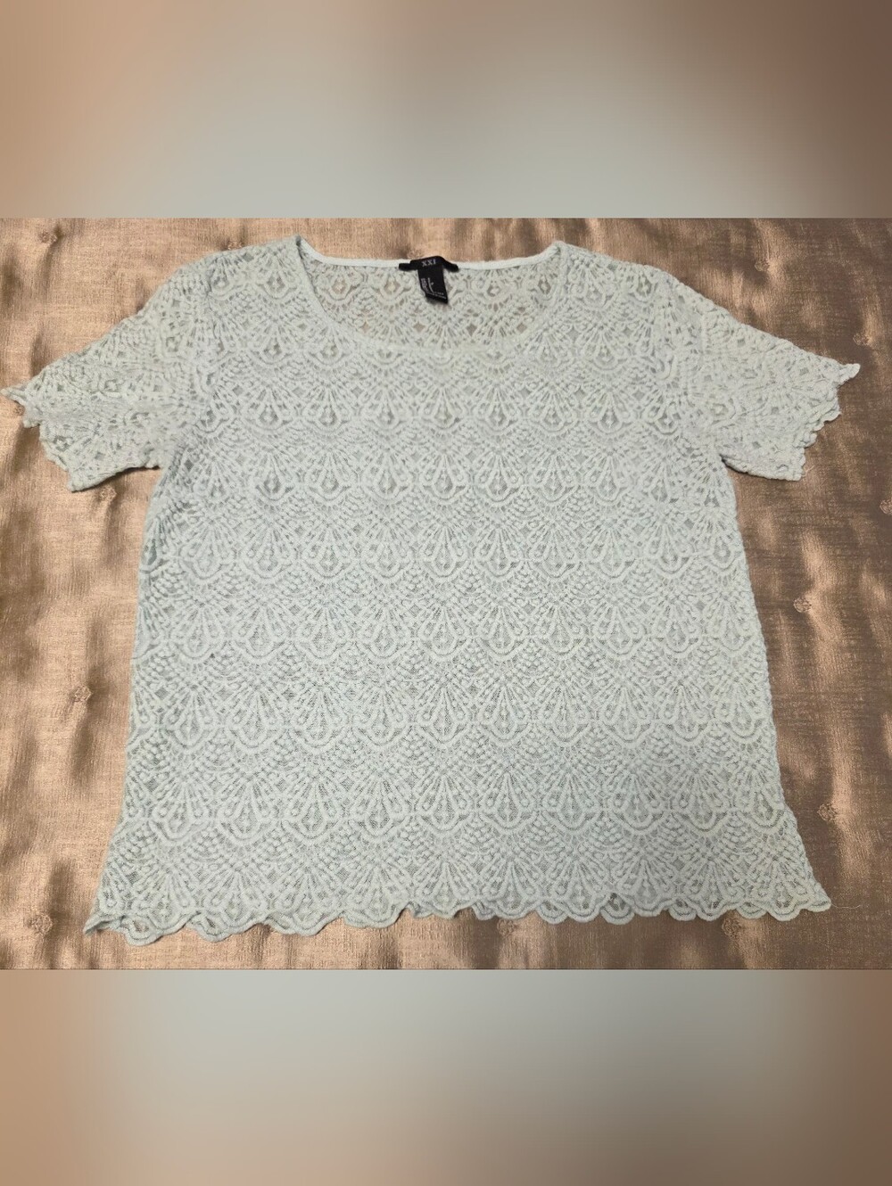 XXI Forever 21 Mint Green Lace See Through Short Sleeve Top - Size Small